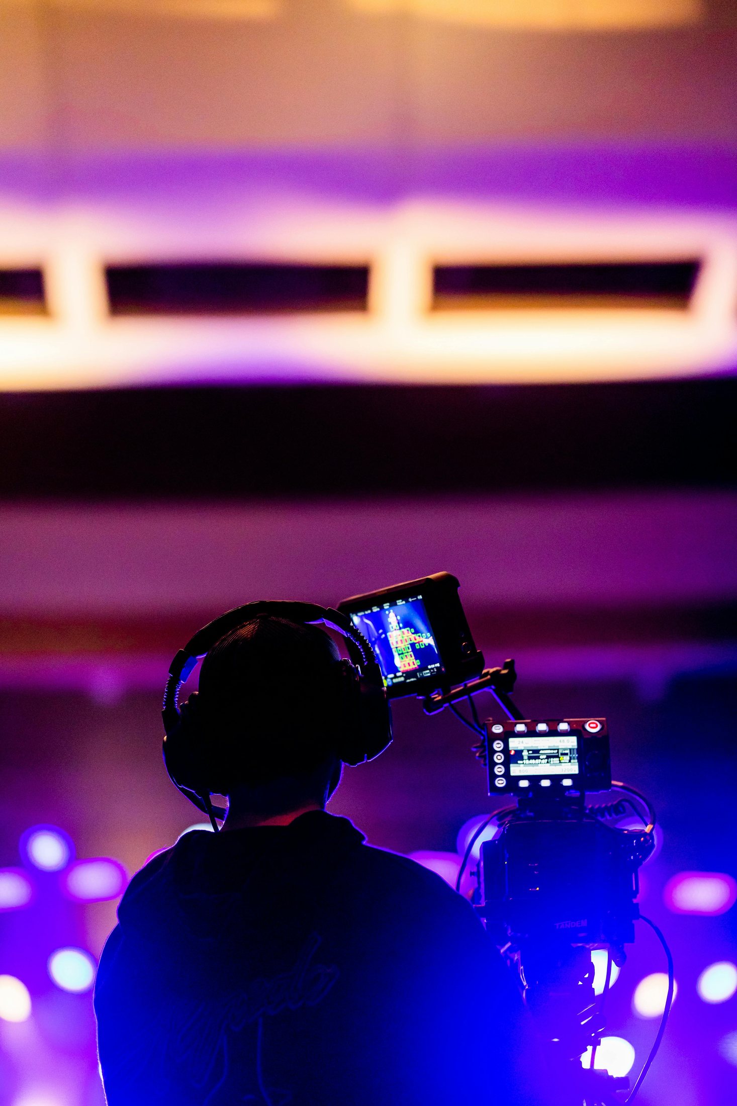Renting professional wireless microphones